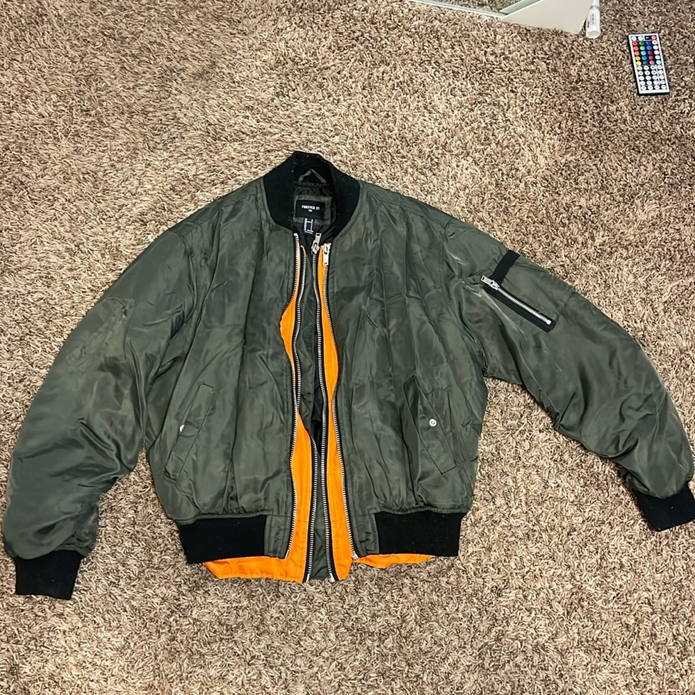 Forever 21 Men’s bomber jacket